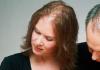 Plaukų slinkimo priežastis ant moters galvos Kodėl plaukai labai slenka ant galvos