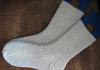 Детски чорапи на игли за плетене - модели и инструкции стъпка по стъпка Плетени чорапи с изпъкнал модел